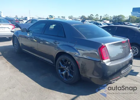 2023 Chrysler 300 300S из США, поврежденный, VIN 2C3CCABG3PH624521